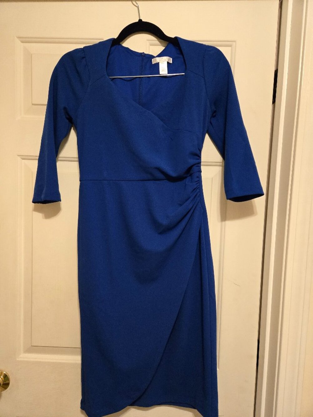 London Times, 4p, Royal Blue Sweetheart Neck dress